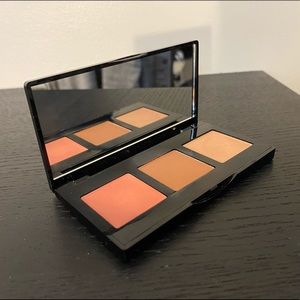 Laura Gelller ‘EYE LIP CHEEK trio’ pallete ✨
